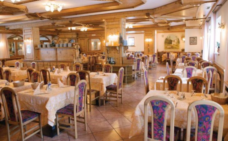 Hotel Gardenia, Passo Tonale, Dining Area